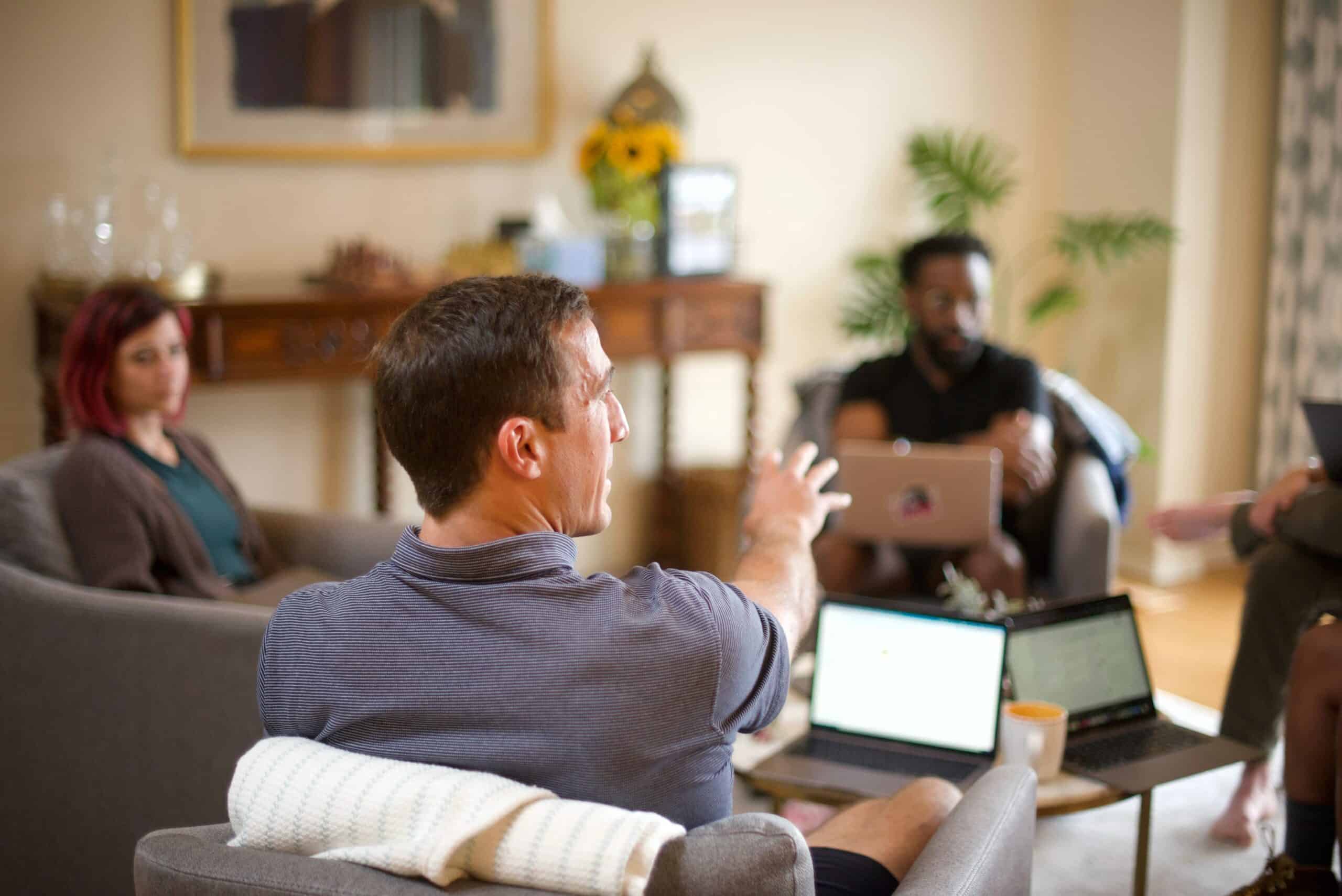 parabol-the-agile-meeting-toolbox-_4IXzw1L9L0-unsplash